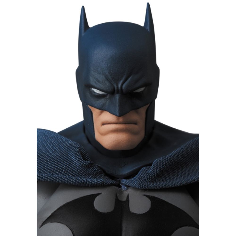MAFEX 105 Hush Batman Reissue