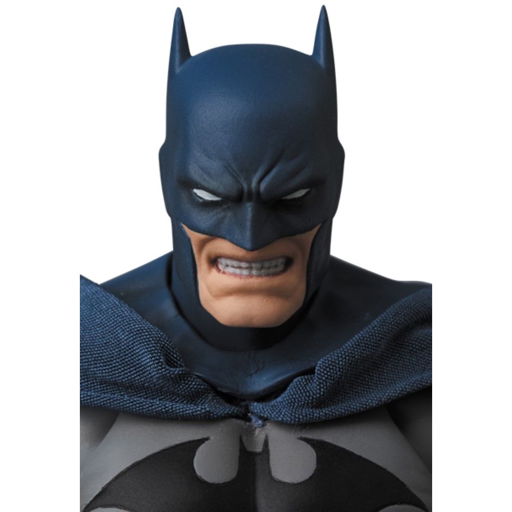 MAFEX 105 Hush Batman Reissue