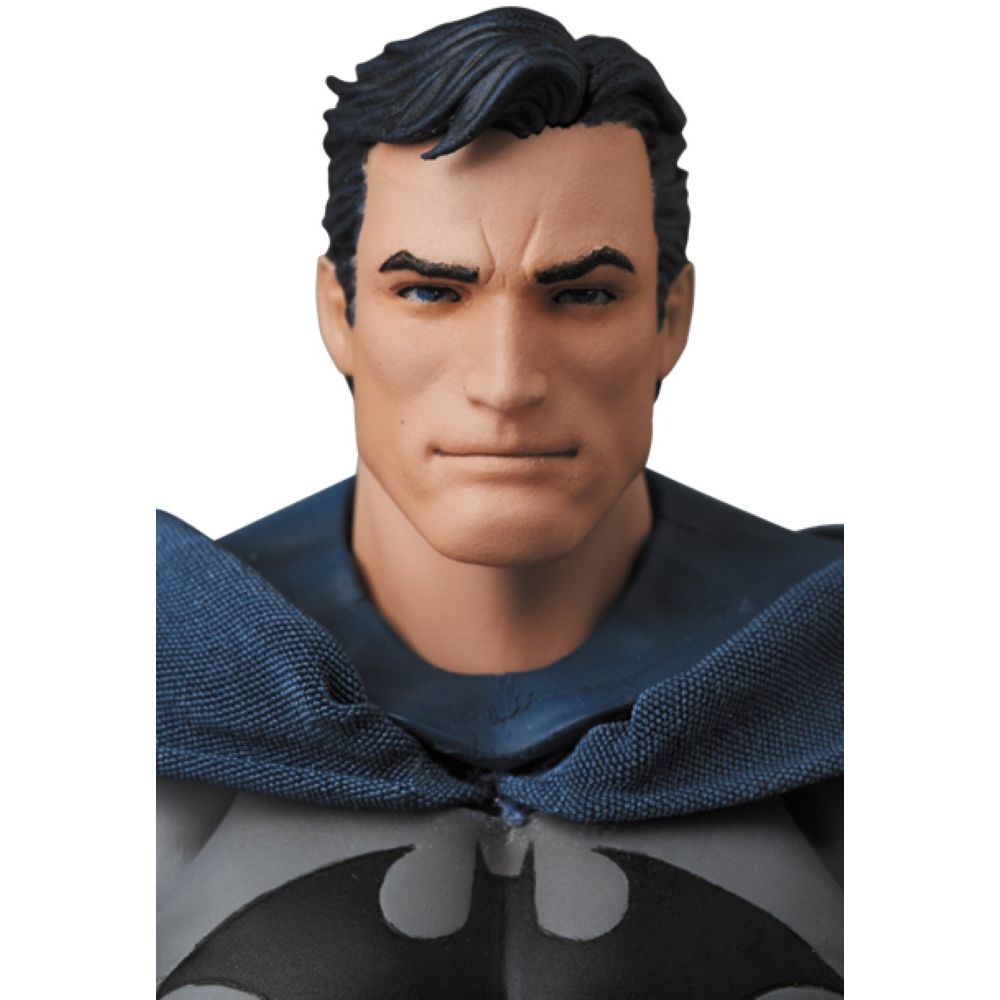 MAFEX 105 Hush Batman Reissue