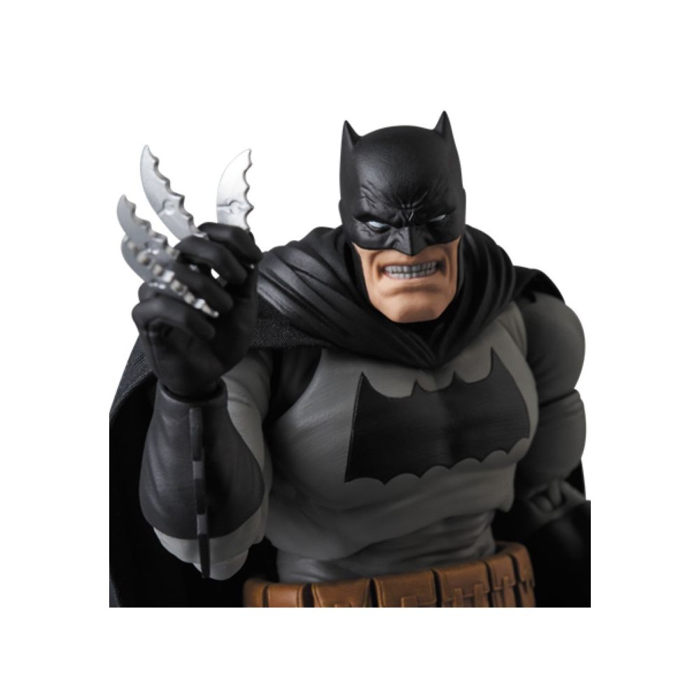 MAFEX 106 DC Batman TDKR Batman Reissue