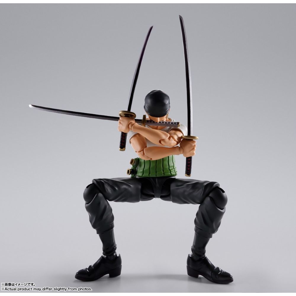Bandai S.H.Figuarts One Piece Roronoa Zoro Romance Dawn