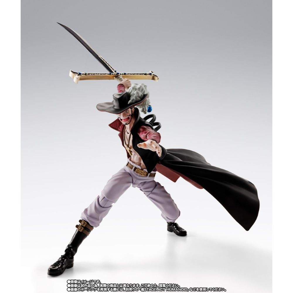 PREORDER Bandai S.H.Figuarts One Piece Dracule Mihawk
