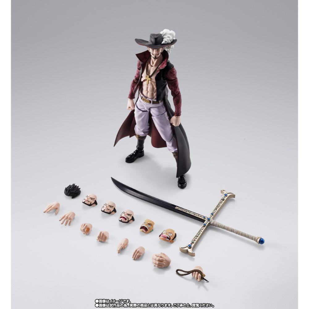 PREORDER Bandai S.H.Figuarts One Piece Dracule Mihawk