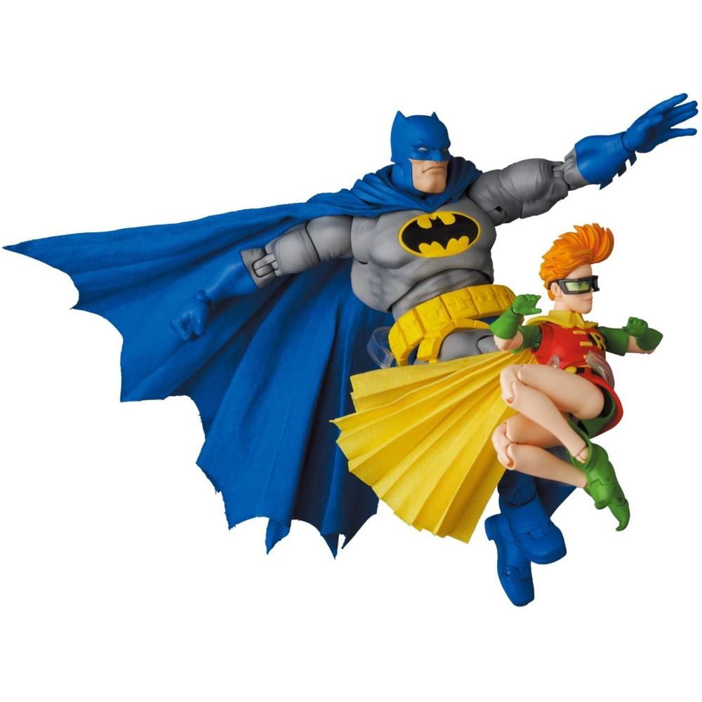 MAFEX 139 DC Batman TDKR Batman & Robin